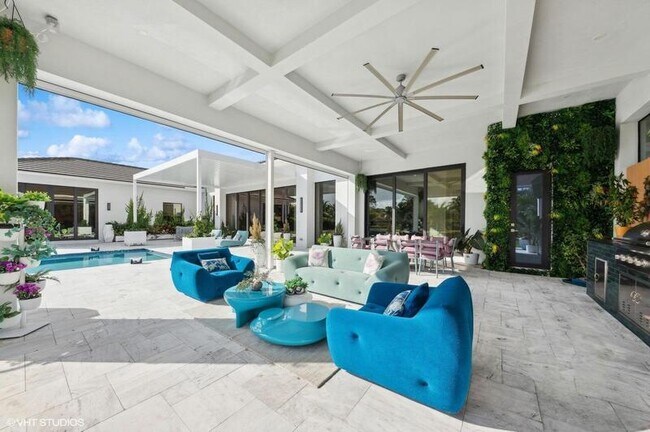 Building Photo - 8533 N Native Dancer Rd