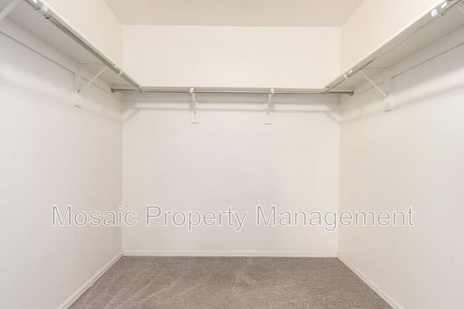 Building Photo - 1328 S Sabino Dr