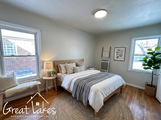 Building Photo - Charming 3 Bedroom 1 Bathroom now available for rent