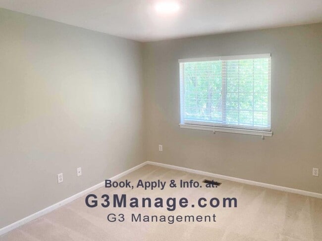 Building Photo - 2310 Pleasant Ridge