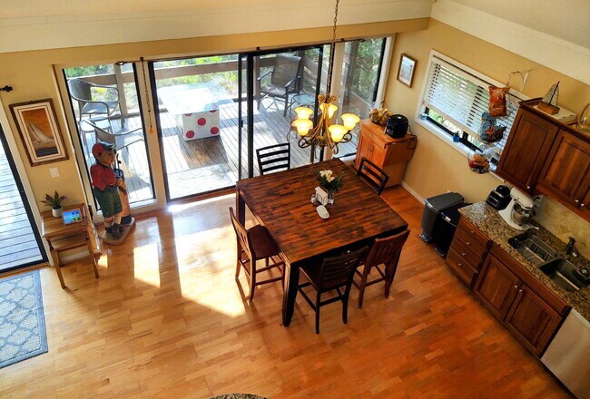Building Photo - Furnished Moss Creek Golf Cottage