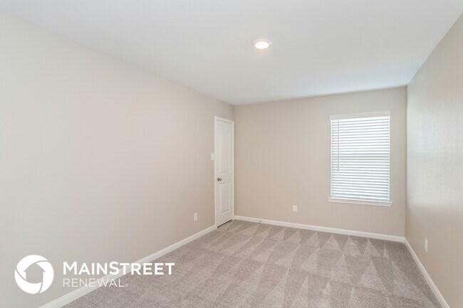 Building Photo - 28049 Irving Dr