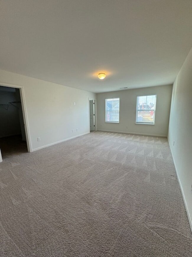 Building Photo - Introducing Your Dream Home: A Spacious 3 ...