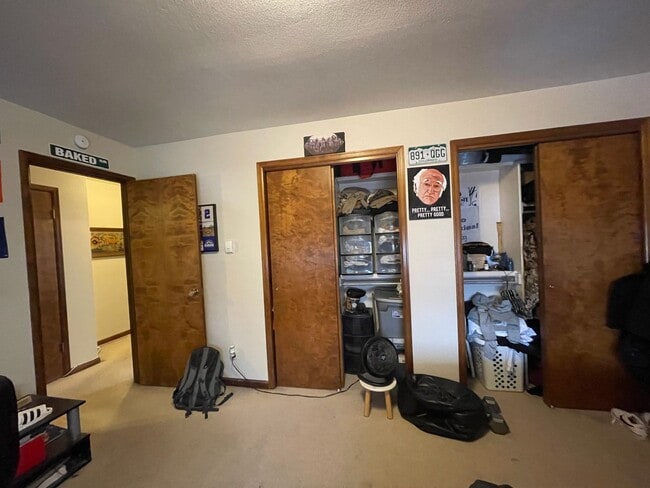 Building Photo - 1624 Azalea Dr
