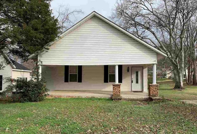 Primary Photo - 204 Church Ave SE