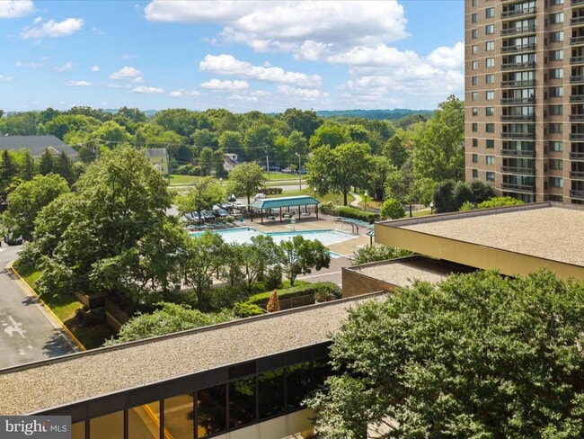 Building Photo - 5505 Seminary Rd