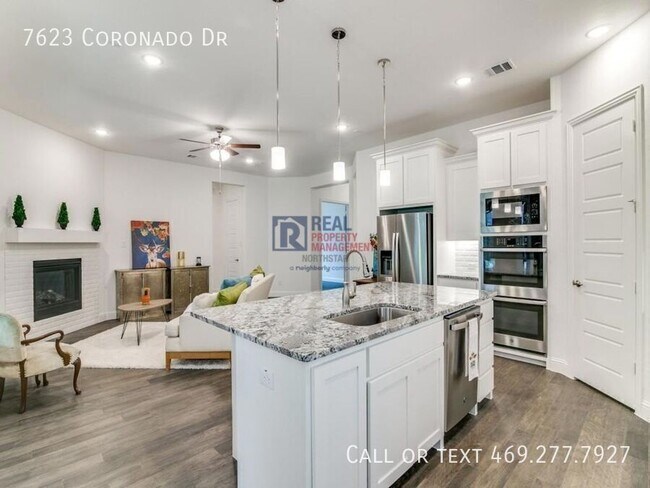 Building Photo - 7623 Coronado Dr