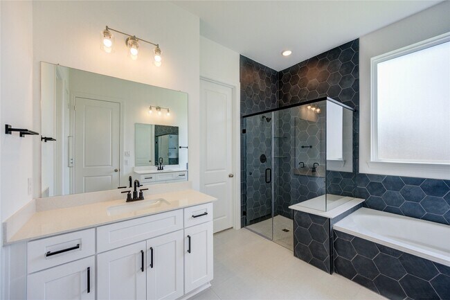 Building Photo - 25326 Loch Doon Dr