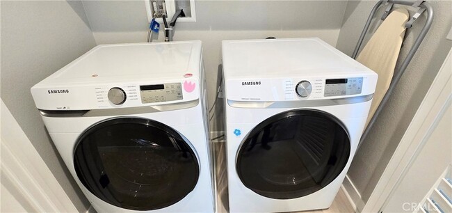 Building Photo - 2120 Sagebrush Walk