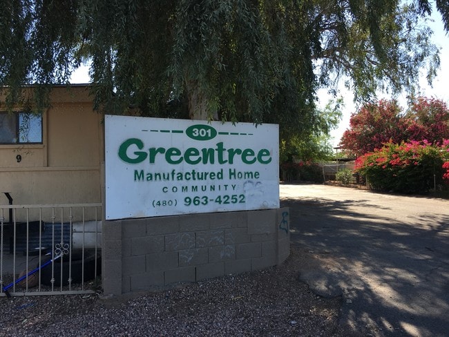 Building Photo - Villa Nueva