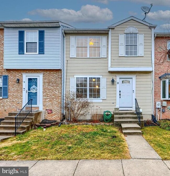 Building Photo - 11 Offspring Ct