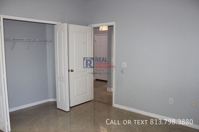 Building Photo - 452 Westchester Hills Ln
