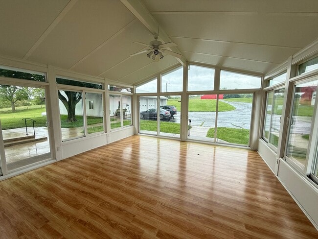 Building Photo - 3 Bedroom, 2 Bathroom House for Rent