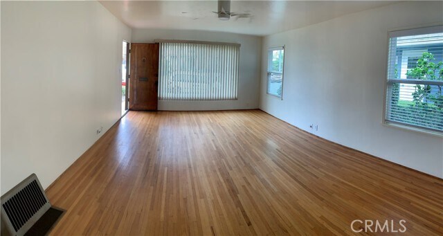 Building Photo - 216 Baltimore Ave