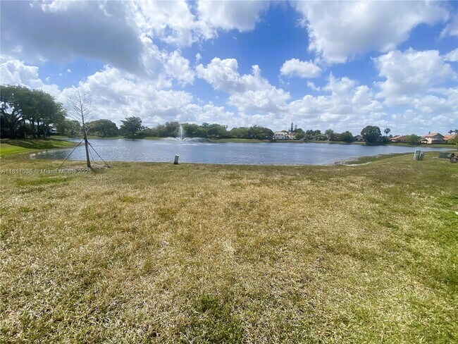 Building Photo - 4825 SW 152nd Ct