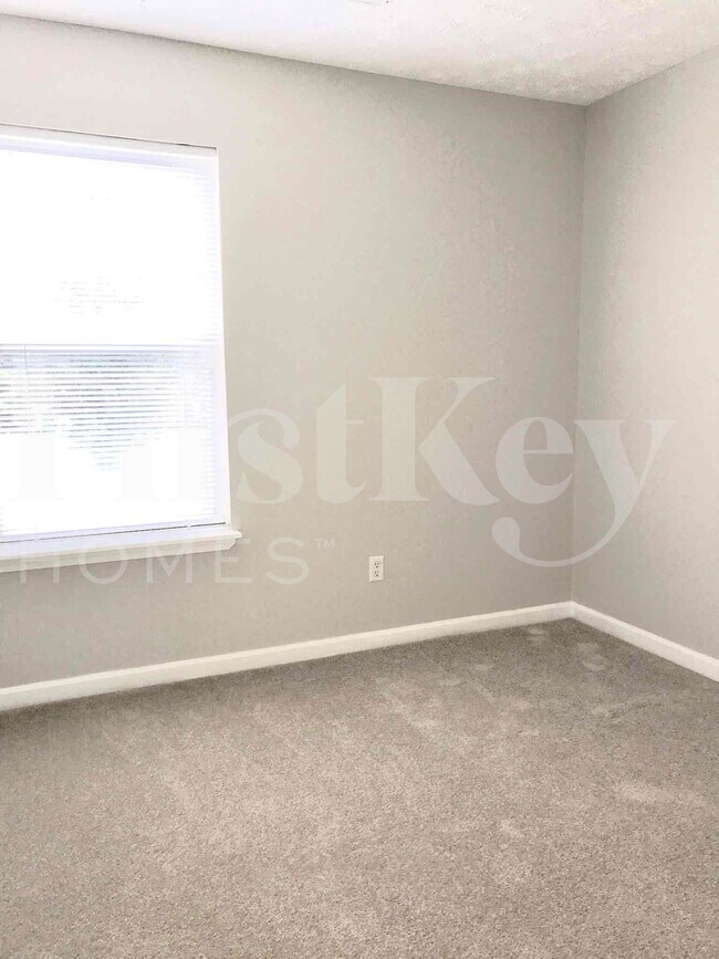 Building Photo - 12 Amelia Park Dr