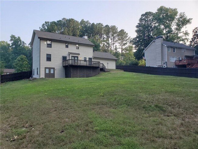 Building Photo - 2533 Hunton Ct
