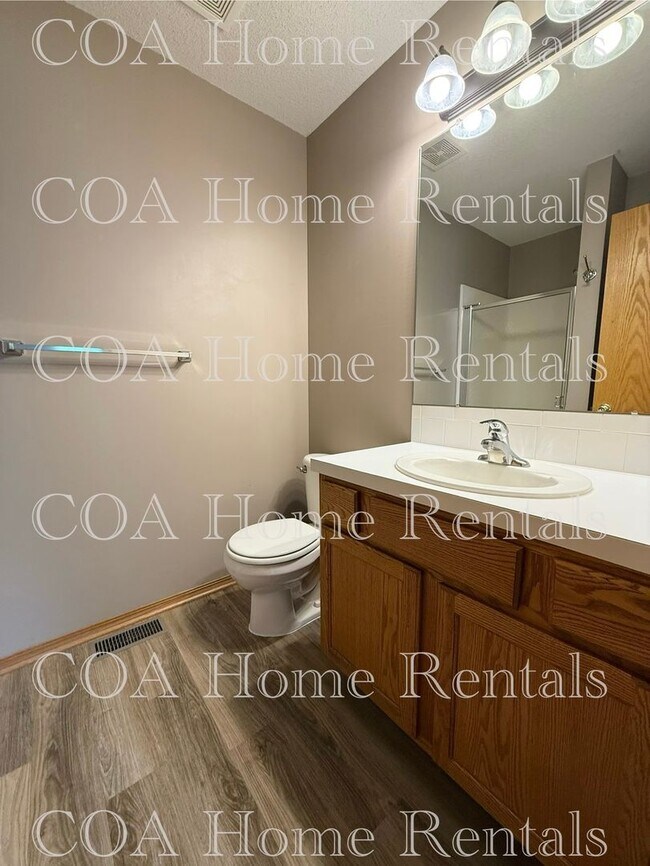 Building Photo - Meadow Park