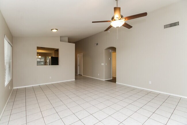 Building Photo - 11259 E Caballero St