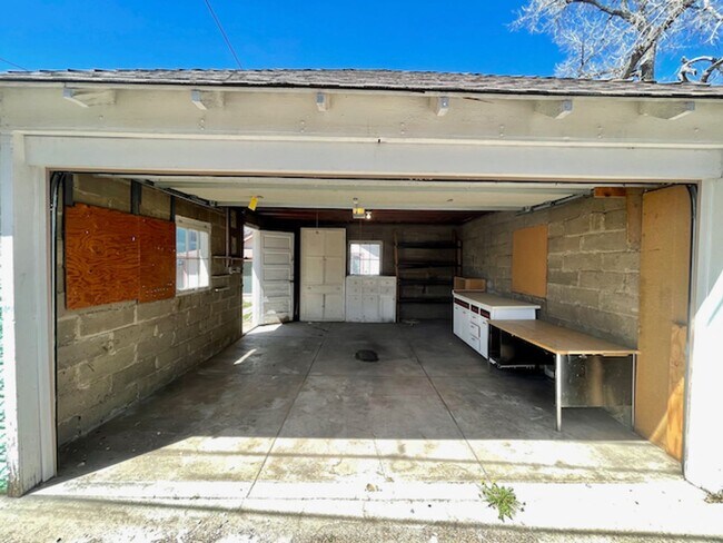 Building Photo - Beautiful historic 3BR/2BA Home