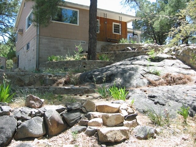 Building Photo - 517 Hill Ave
