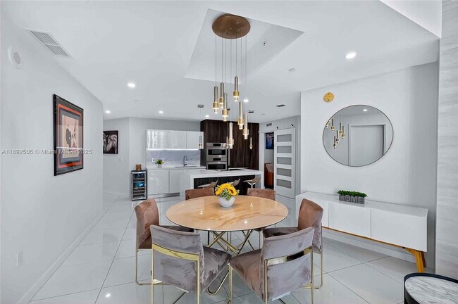 Building Photo - 851 NE 1st Ave