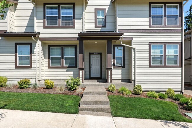 Building Photo - Spacious 4-Bedroom Home, Plus Den/Office with Modern Upgrades and Great Amenities