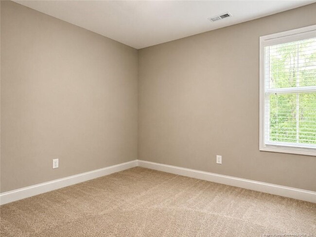 Building Photo - 621 Blawell Cir