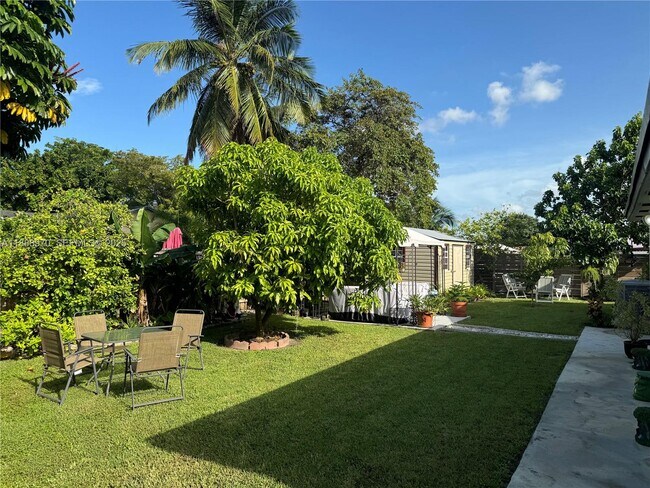 Building Photo - 26553 SW 125th Ct