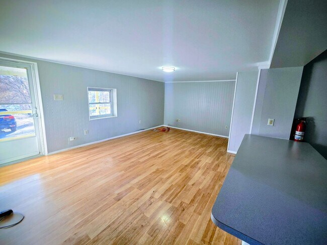 Building Photo - 4157 Reliance St