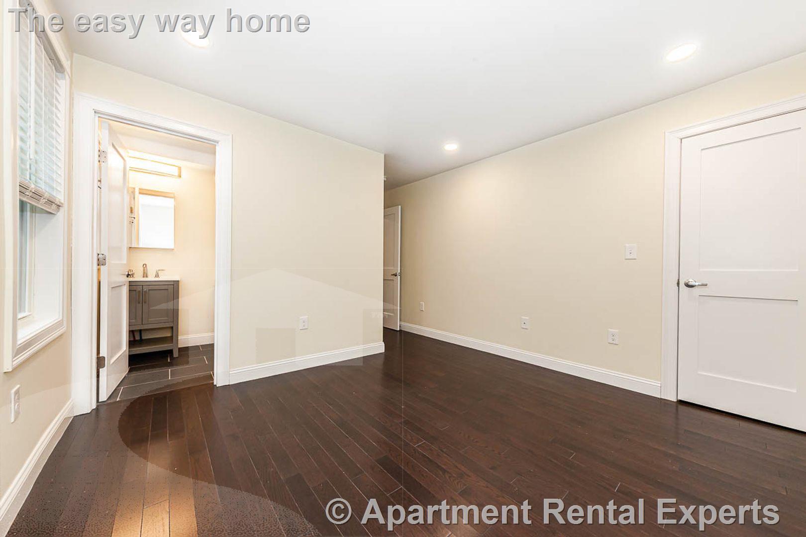 Building Photo - 28 Albion St