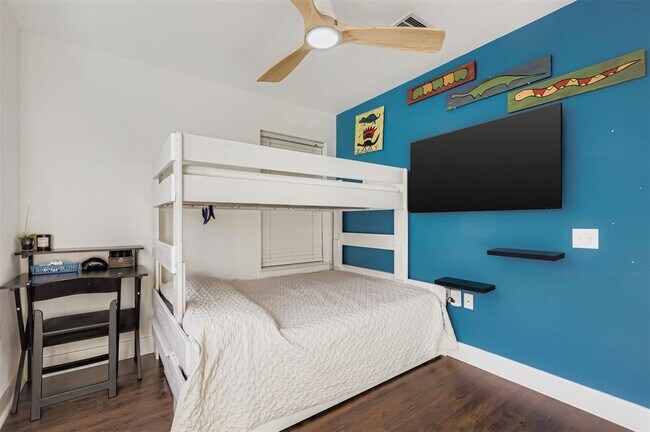 Building Photo - 1601 Miriam Ave