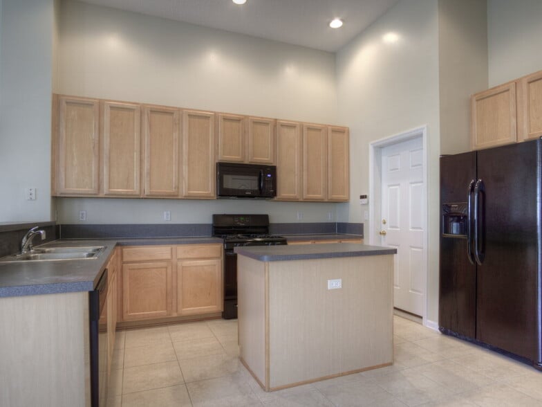 Building Photo - 6327 Witherington Lake Ct