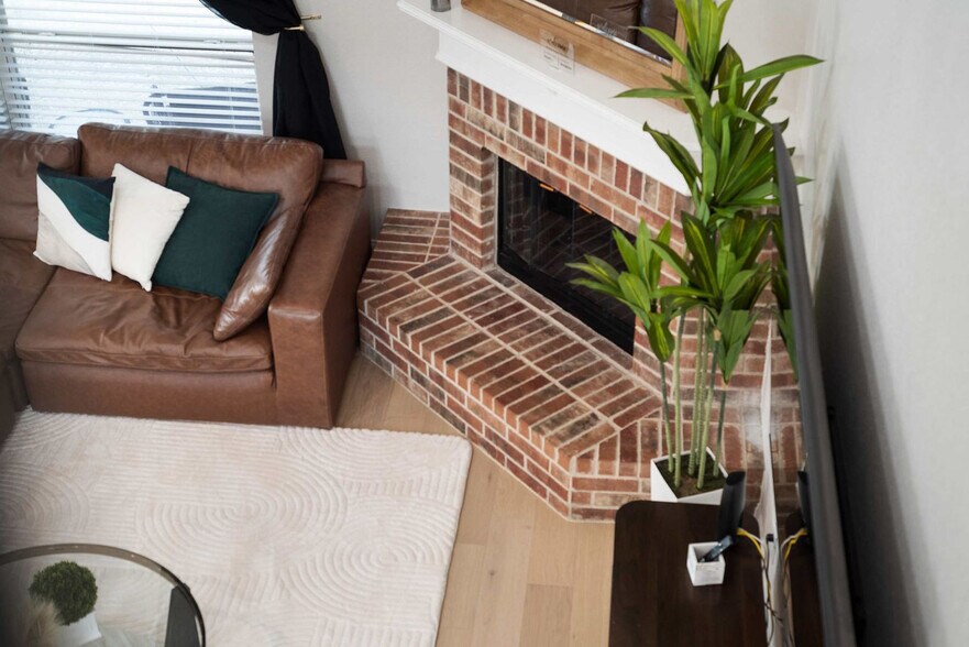 Building Photo - 508 Bretts Way