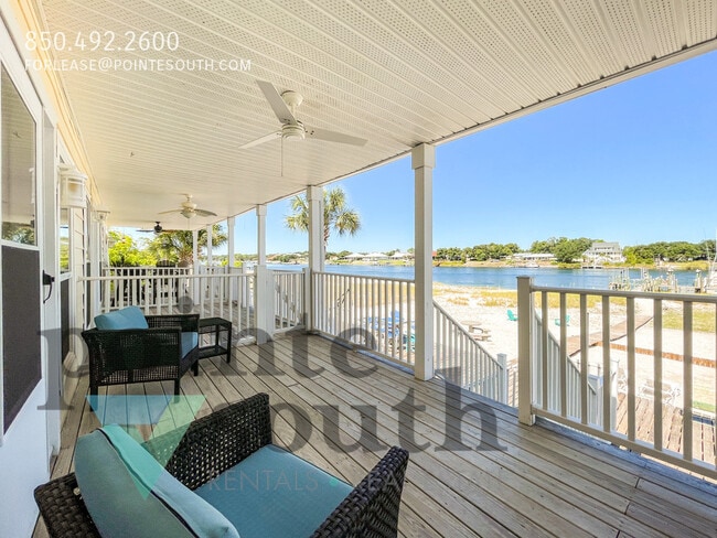 Building Photo - 13948 River Rd