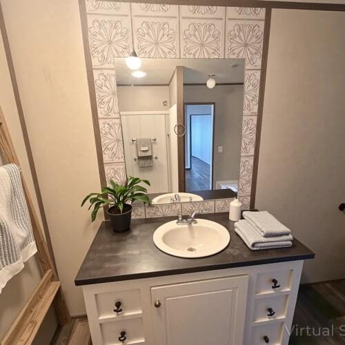 Building Photo - 110 Jones St