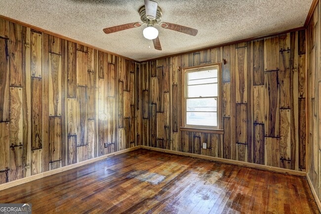 Building Photo - 509 Lynmore Cir
