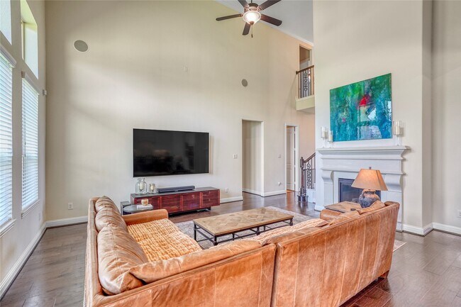Building Photo - 6318 Sunstone Falls Ln