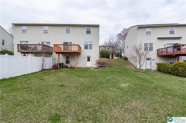 Building Photo - 48 Olde Penn Dr