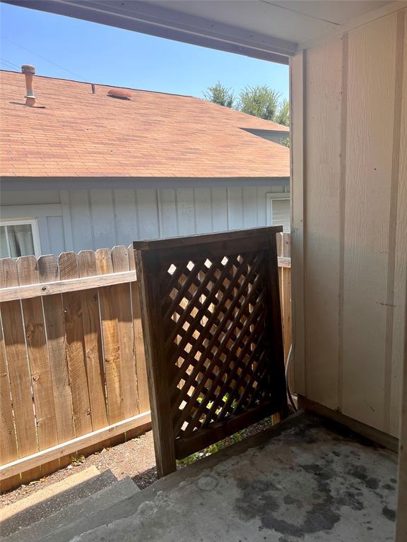 Building Photo - 11727 Norwegian Wood Dr