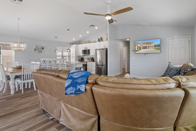 Building Photo - 10244 W Waterlander Lp