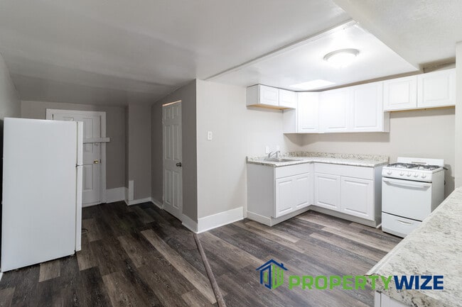 Building Photo - 517 Mosher St