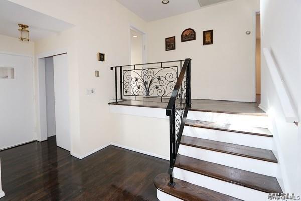 Building Photo - 5 Gilbert Rd