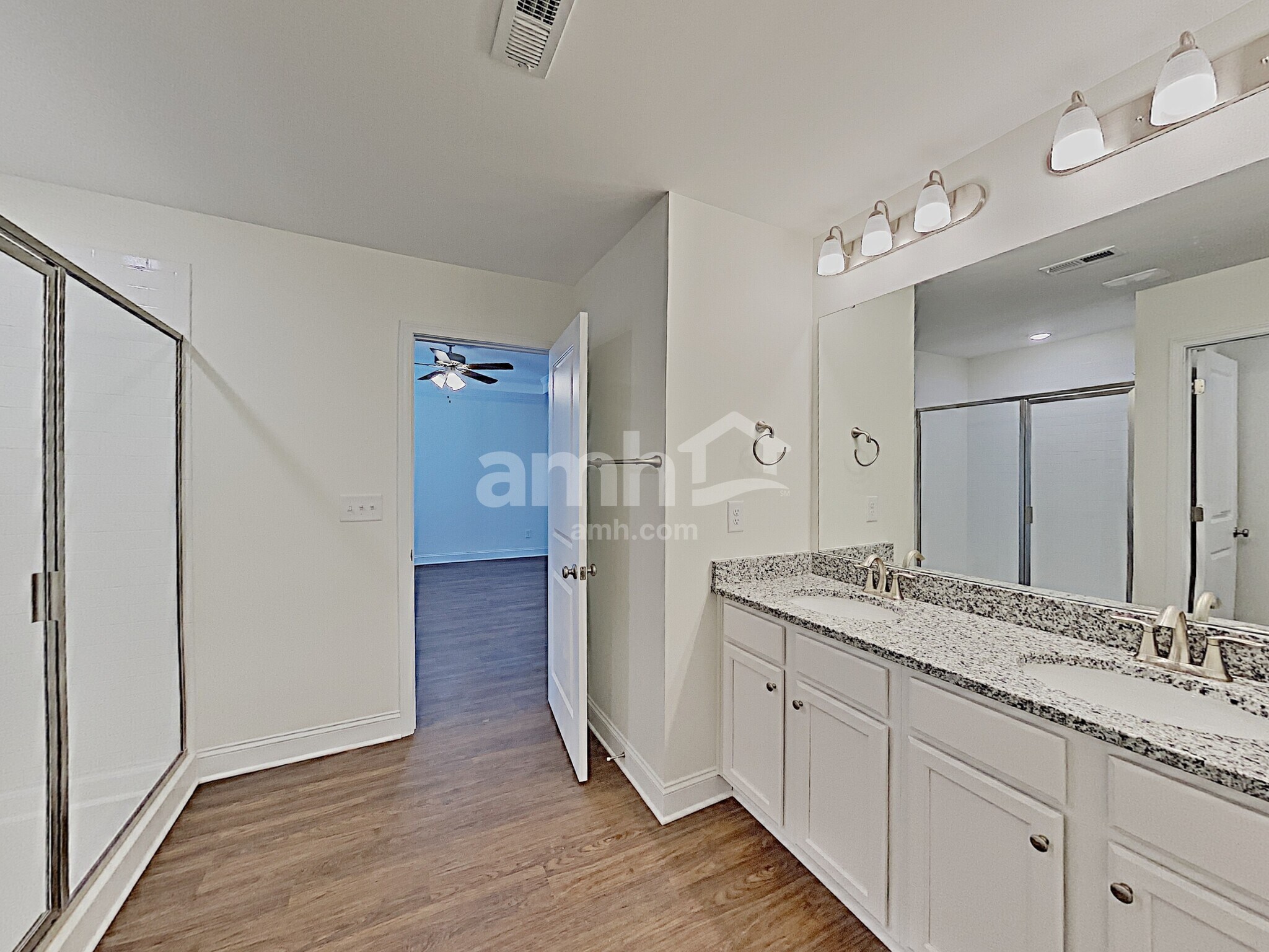 Building Photo - 427 Catawba St