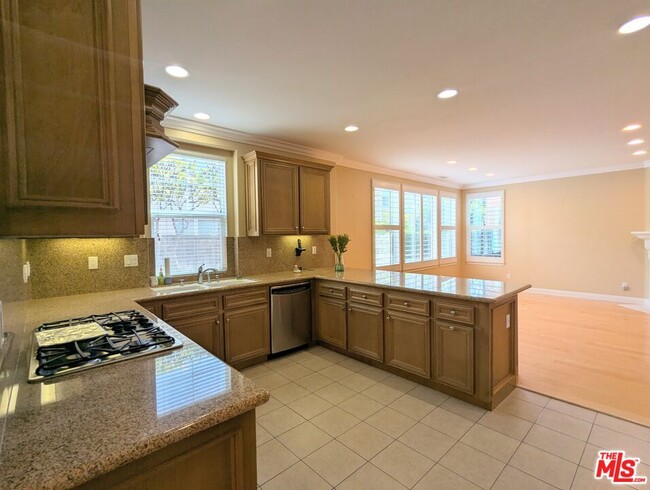 Building Photo - 1230 Wisteria Ave
