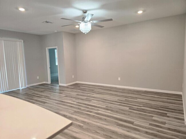 Building Photo - 6779 Flint Crk Dr