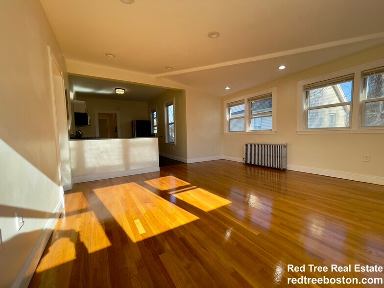 Building Photo - 2572 Massachusetts Ave