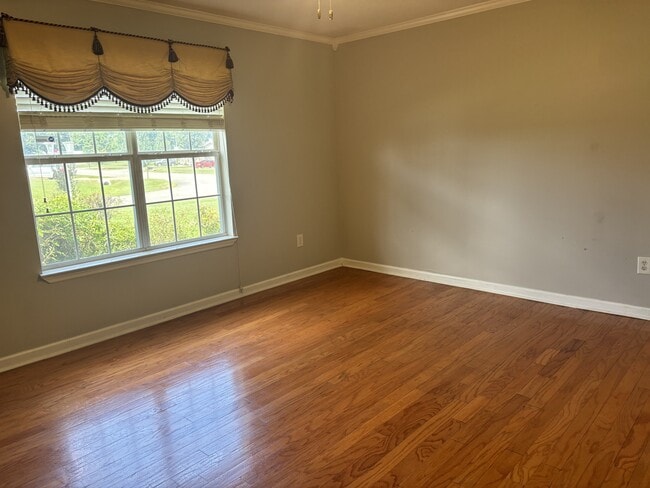 Building Photo - 110 Fox Haven Ln