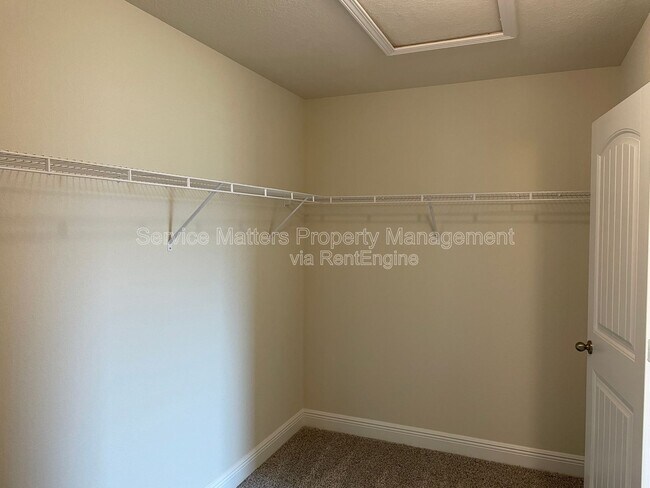 Building Photo - 5184 Peach Dr