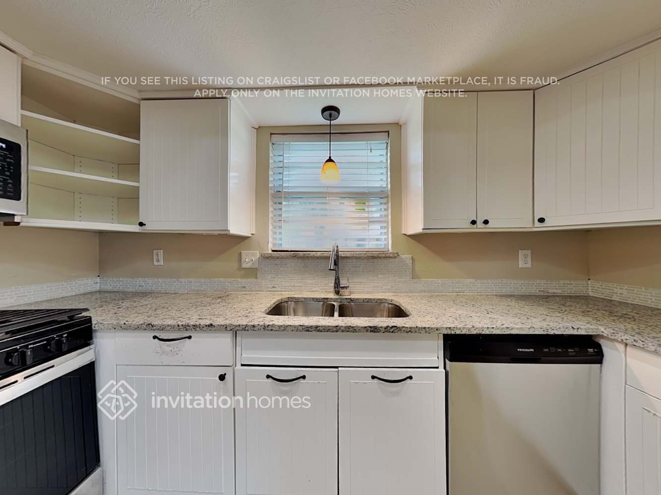 Building Photo - 3802 Highfalls Dr